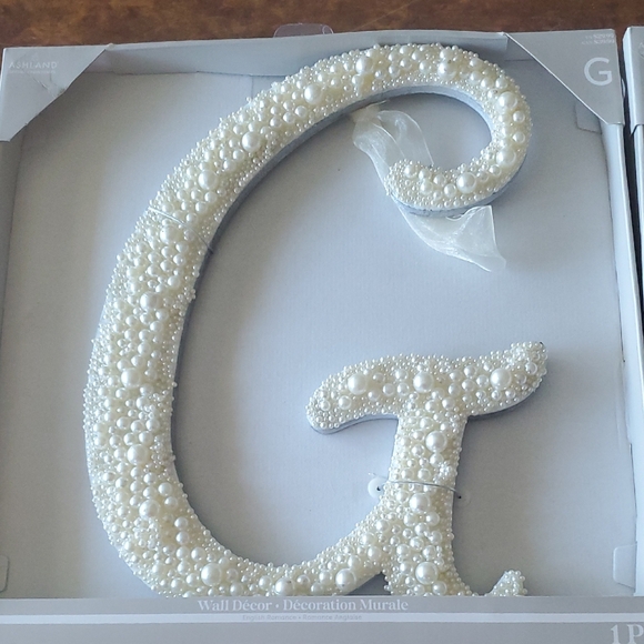 Ashland Pearl-Embellished Decorative Letters - Picture 2 of 5
